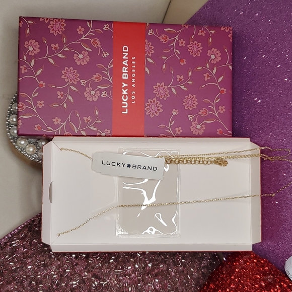 Lucky Brand πNWT / NIBπ Long Gold Heart Necklace w/ Sparkly Stone Accentπππ - Picture 8 of 11